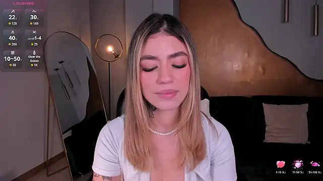 ViolettHansson webcam