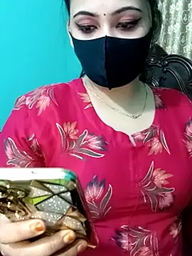 Webcam Model (Porimoni22)  is live.Free join now!