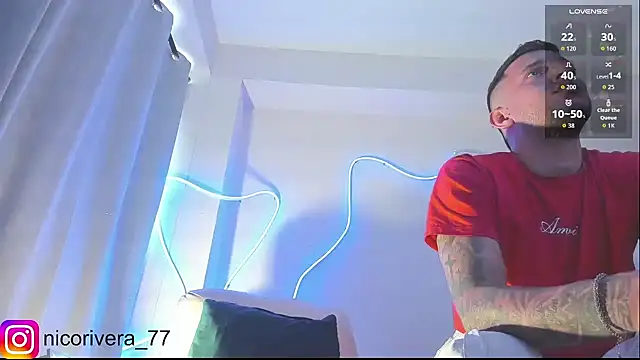 nico_rivera webcam