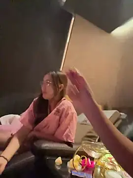 美女redrose520在线直播