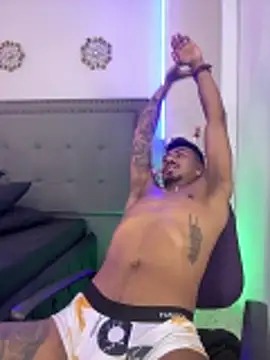 Latinmoster_boss webcam