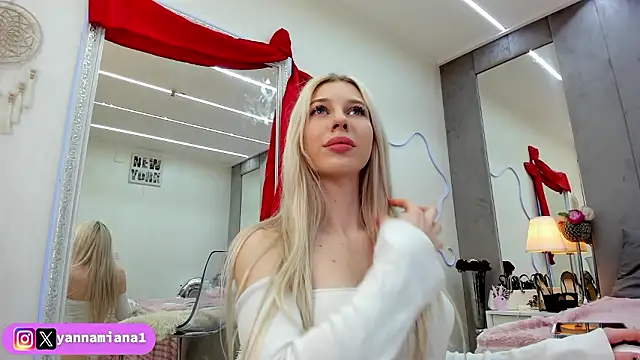 Yanna_miana webcam