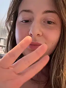 curvyflawless webcam