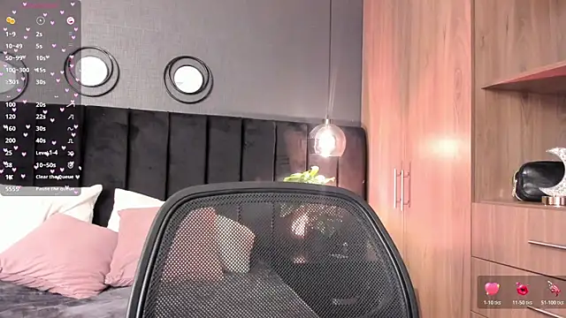 Sara__collins__ webcam