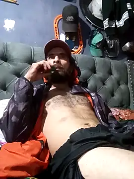 hairy_mannn webcam
