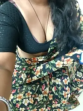 Nikitha_telugu