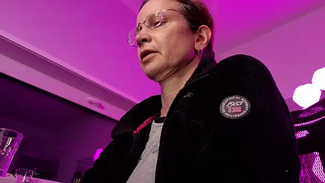 AnnikaRose webcam
