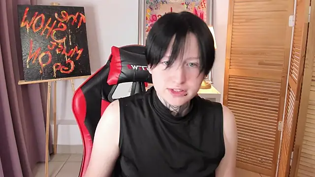 BakugoKatsuki webcam