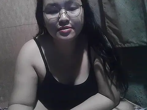 yummy_jyra02167 - Yummy_jyra02167's free webcam - UK Sex Cams