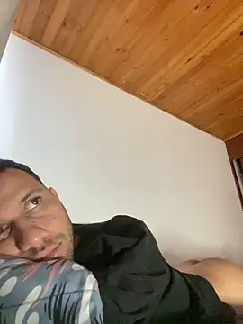 Michaell_Spinelly webcam