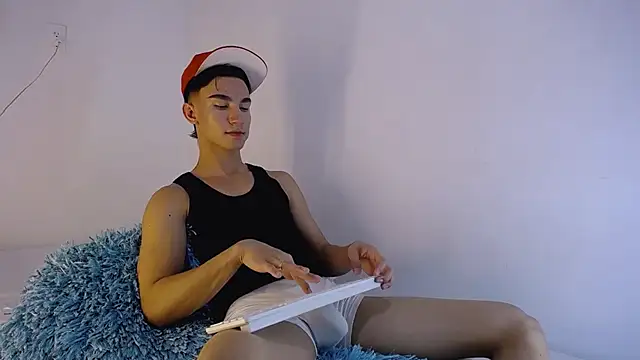 BabyAndy_ webcam