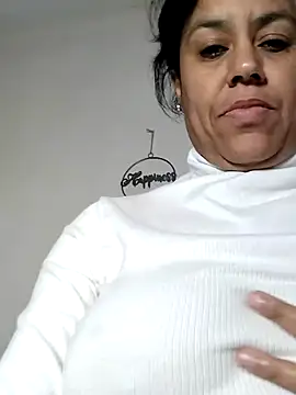 Webcam Model (Molly_newman6)  is live.Free join now!