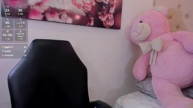 tatikanyx (F young) - Boobs play + spit  nipples