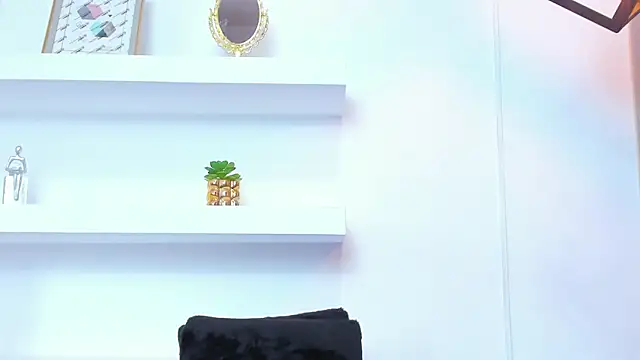 isabellamonet - IsabellaMonet's free webcam - UK Sex Cams