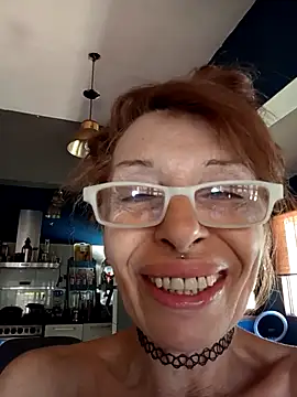 Webcam Model (FrozenWaffle)  is live.Free join now!