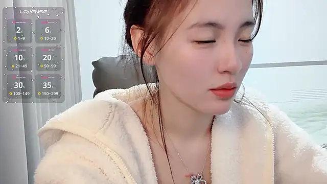 h-2005 (F teen) - 好久不见 还记得我吗哥哥们❤.