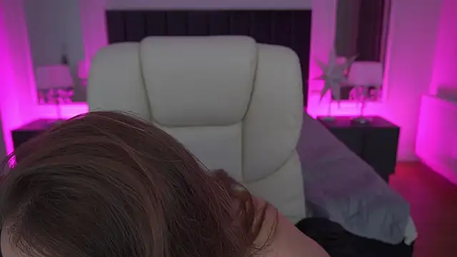 GentleAdellee webcam