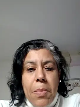 molly_newman6 (F milf) - gently touch me and have me wet💦