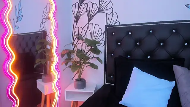 Sweet_Ariadna_ webcam