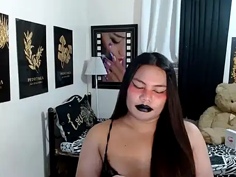 TSbrianaHugeCock webcam