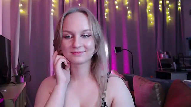 amelia_blondie webcam