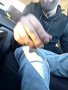 Beardedtattood webcam