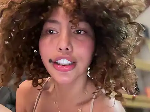 itsAmericanFucker webcam