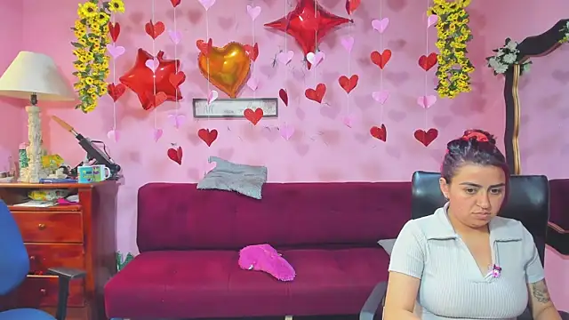 lesbiancuple - Lesbiancuple's free webcam - UK Sex Cams