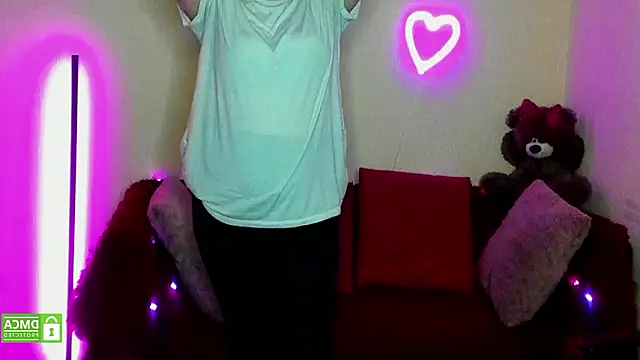 Alicia_love00 webcam