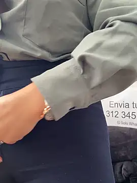 ariana-07 (G milf) - OIL Body + Show Dildo No Mercy😈😈