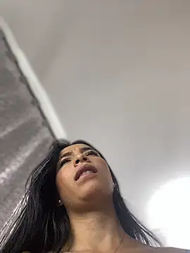 Webcam Model (MEDUSA_EF)  is live.Free join now!