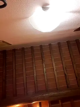 latuabirba Live Webcam on Stripchat