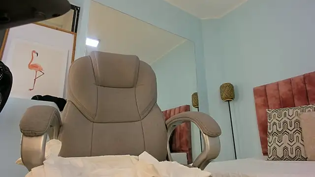 tati_saldarriaga webcam