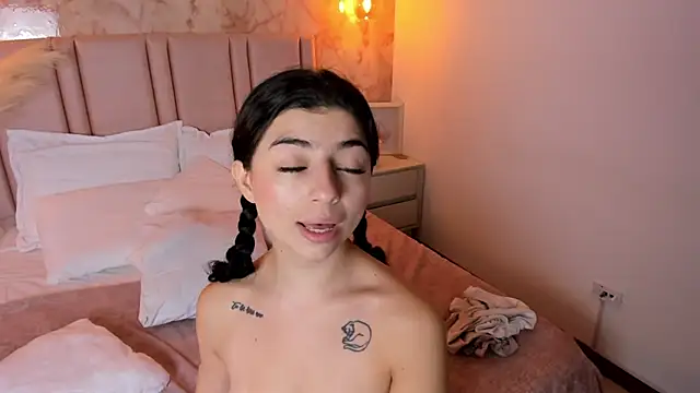 anntonella_watson webcam