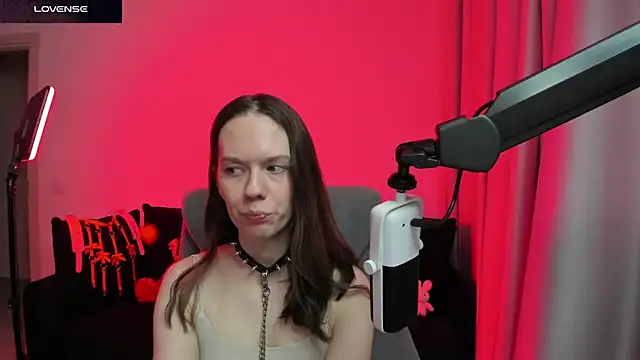 sharkybaby - SharkyBaby's free webcam - UK Sex Cams