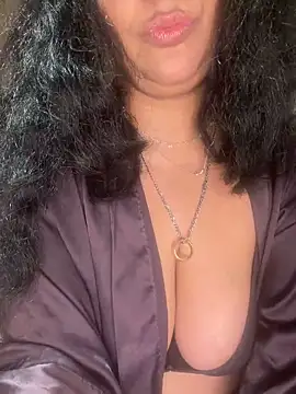 PichyPrettyPussy webcam