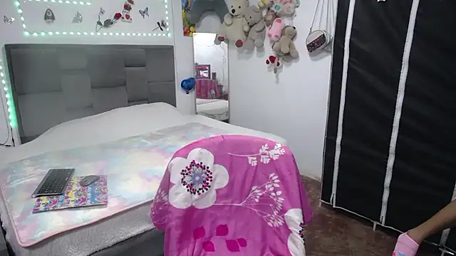 Sharloth_milf webcam