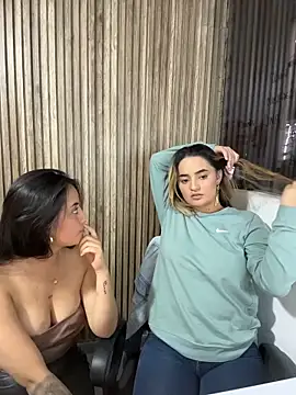 Antonella_Julieta webcam