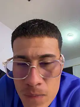 Latin_Paisa_Boy webcam