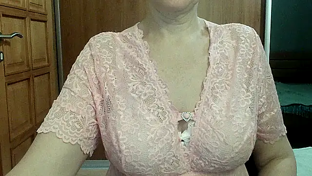 loraloramay - LoraLoraMay's free webcam