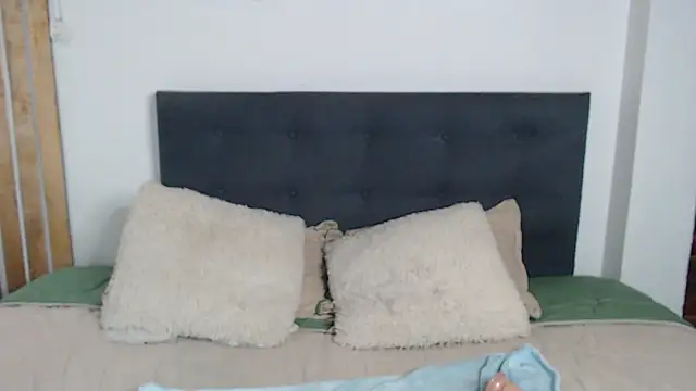 Andrea_secret_ webcam