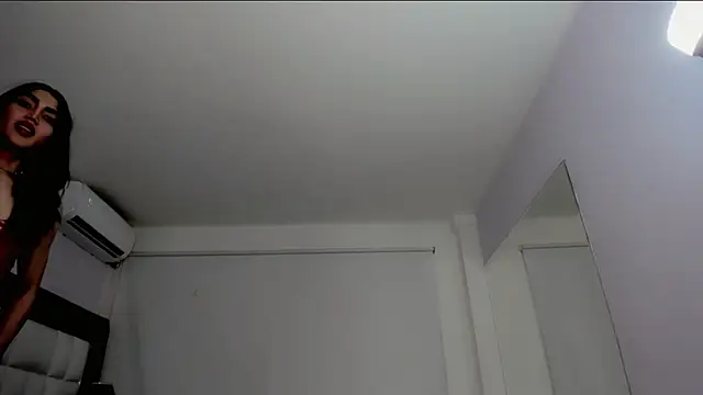 party_star_ts webcam