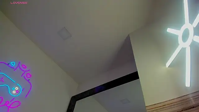 Bairon_Chocolate webcam