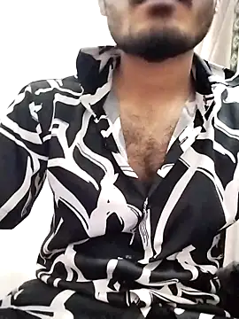 hotyy_subhu (M young) - Target