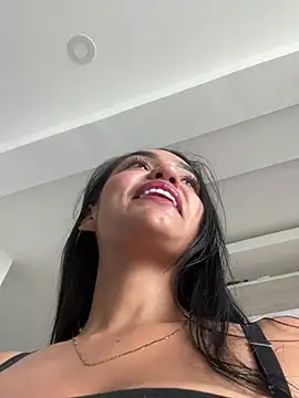 Sara-77 webcam