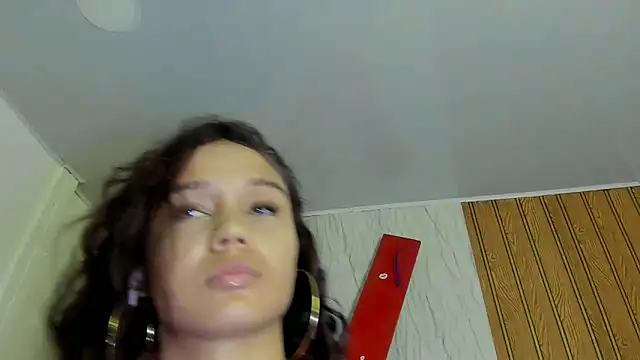 MarianaManzur webcam