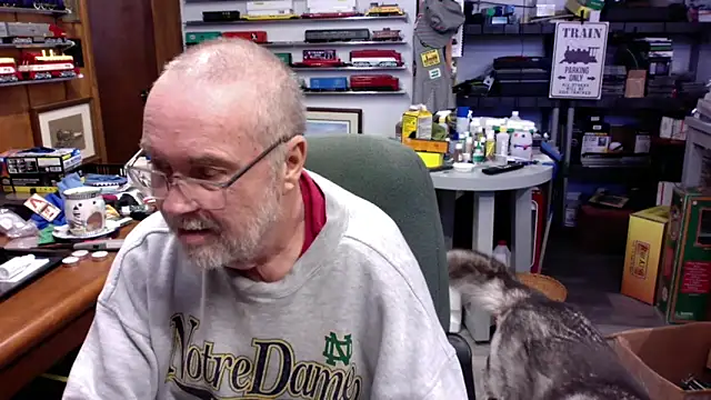 jcaspen (M grandpa) - 10000 token for medical bill