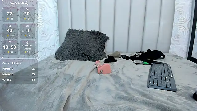 Cleopatra_Trans webcam