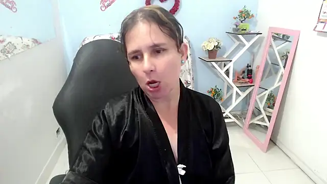 victoria_jones webcam