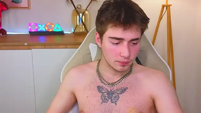 d3s_dn (M twink) - get naked